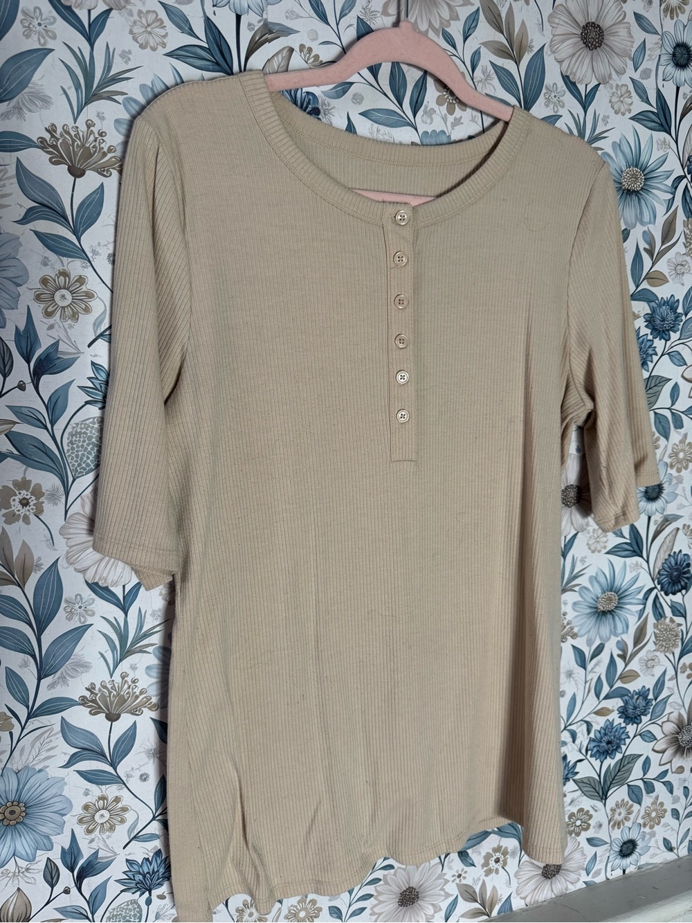 torrid Ribbed Henley Short Sleeve Top - Beige